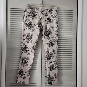 Floral denim pants size 6